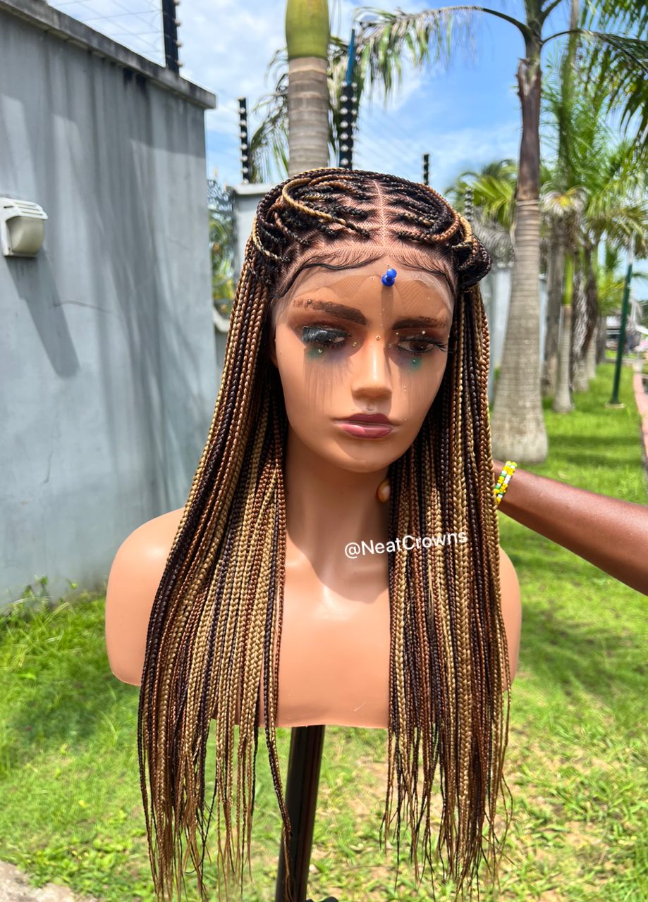 Hot colors - Knotless braided wig