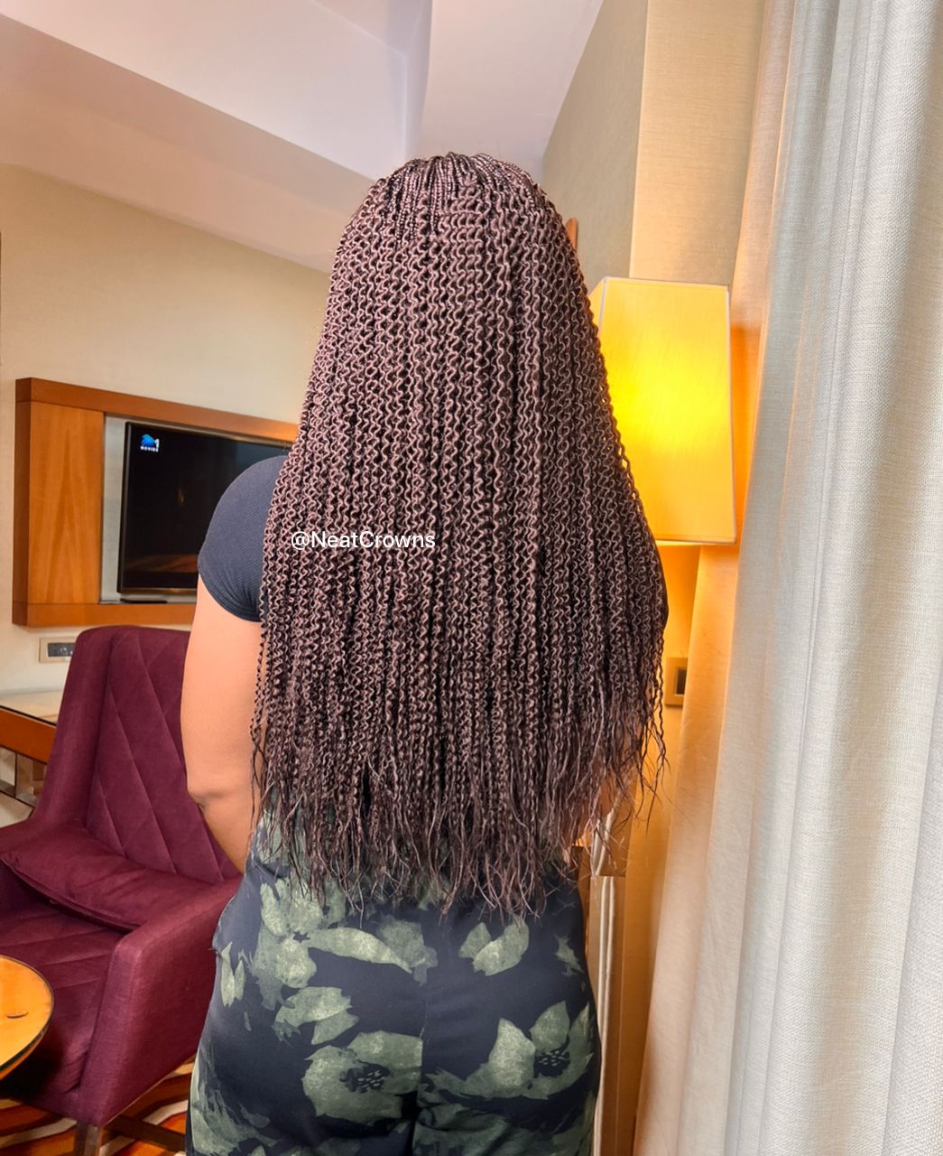 Wavy micro twists wig