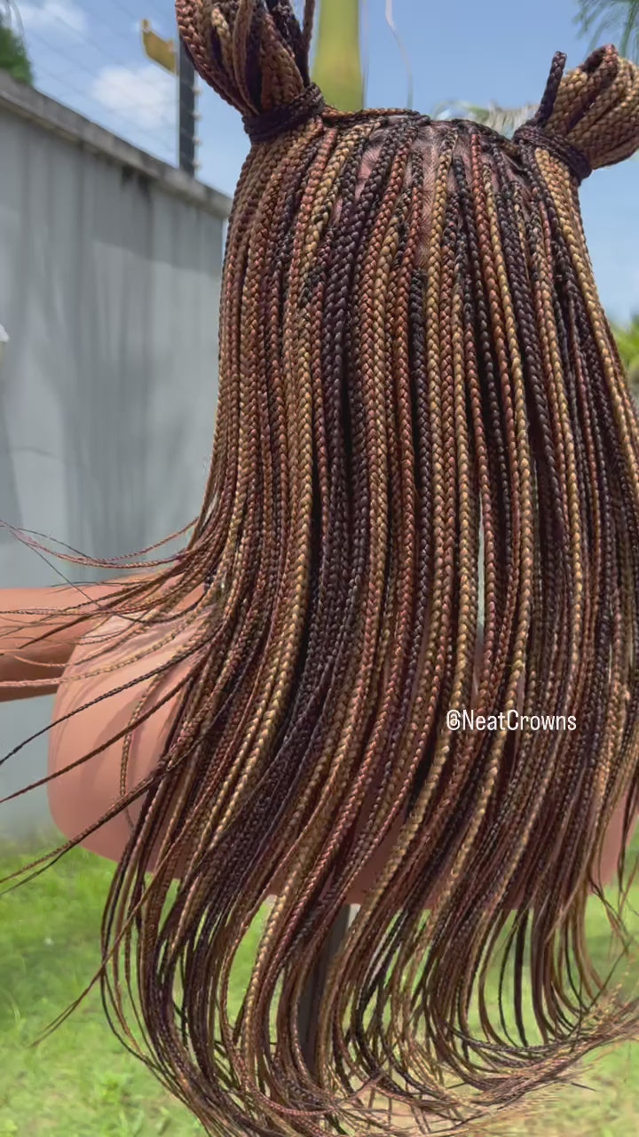 Hot colors - Knotless braided wig